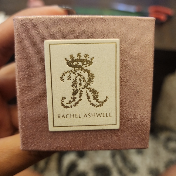 Tear Drop earrings - Picture 2 of 5